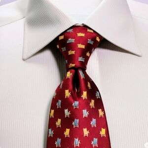 Tommy Bahama Off Island Mens Wide Silk Necktie Red Textured Beach Chair Print